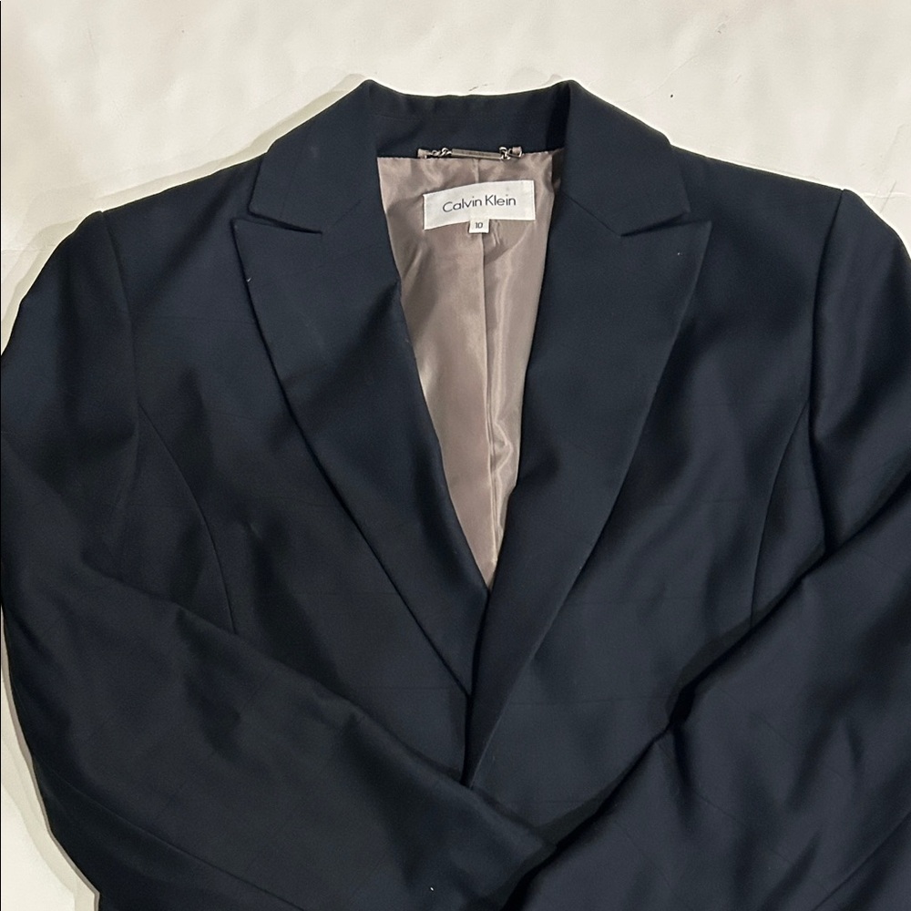 Calvin Klein Womens Navy blue Blazer with matching skirt